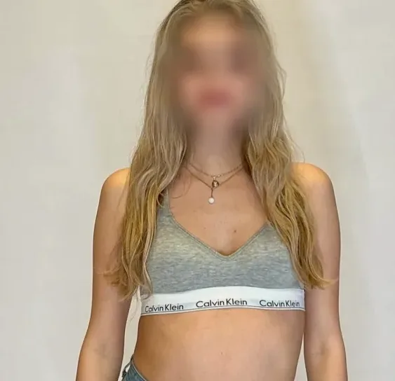 Aylin, 32
