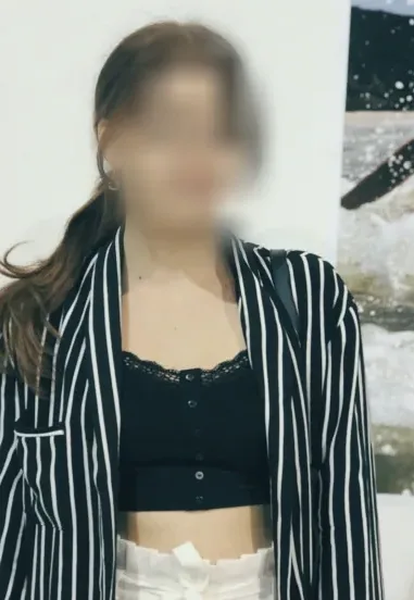 Hanna, 28