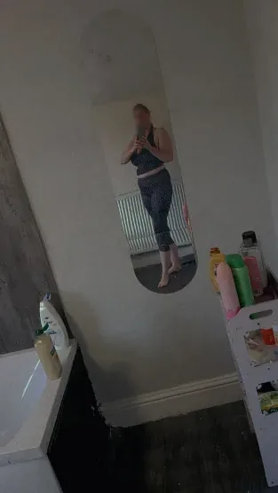 Isabell, 40