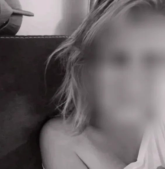 Josephine, 36