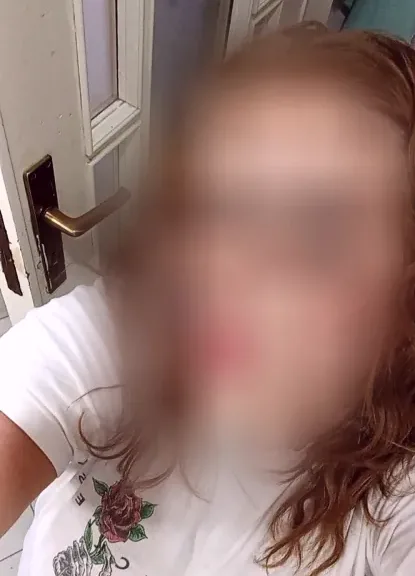 Juliane, 26