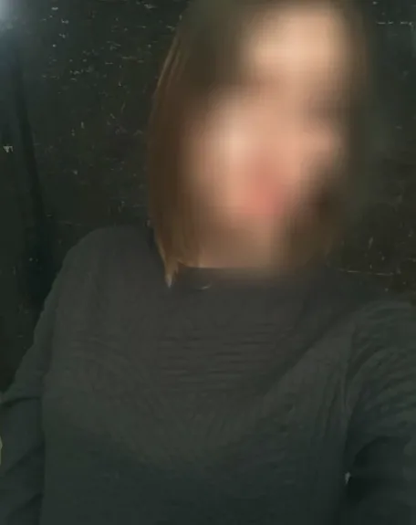 Kim, 24