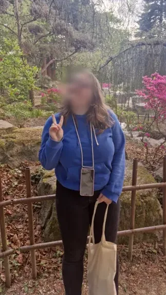 Lara, 26