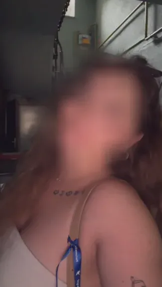 Mira, 24