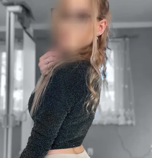 Simone, 29