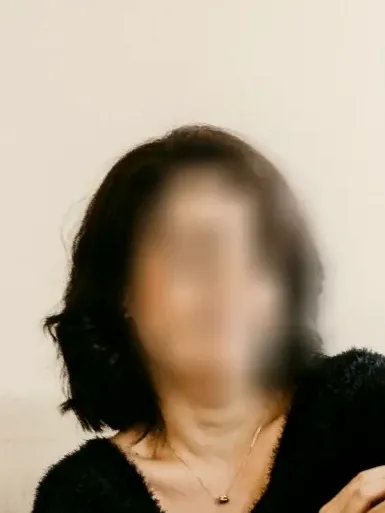 Zeynep, 38
